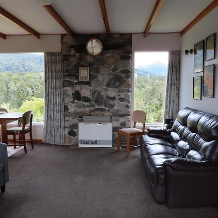 Glendale River View Manapouri Eksteriør billede